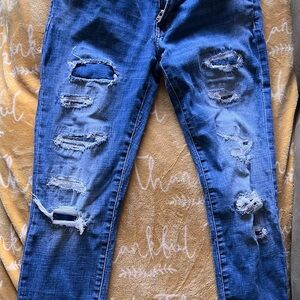 Stylish Blue Distressed Women's Jeans